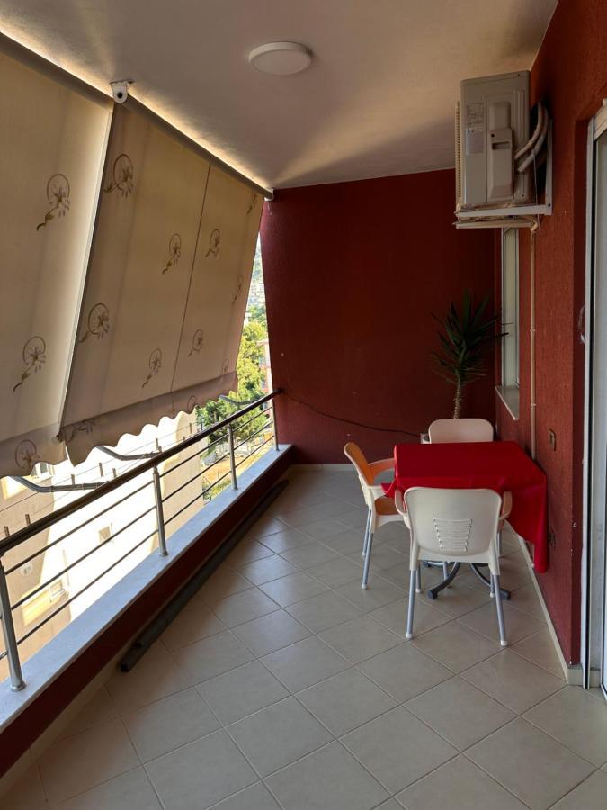 Family Apartments Saranda Dış mekan fotoğraf
