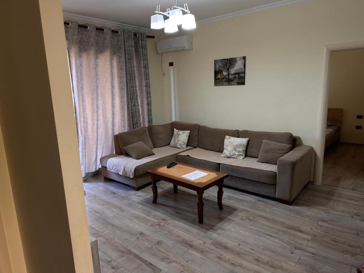 Family Apartments Saranda Dış mekan fotoğraf